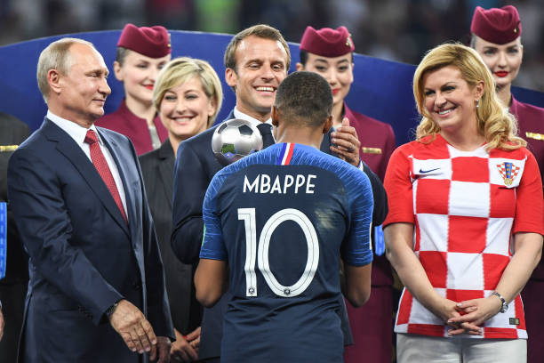 而是强调 而是强调