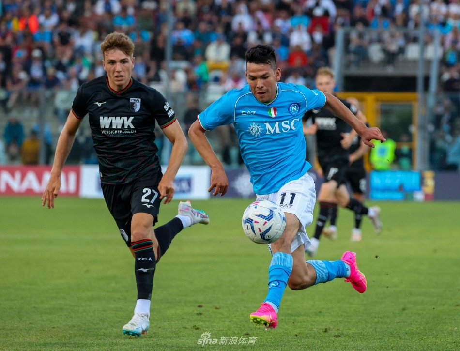 打断了他的 打断了他的