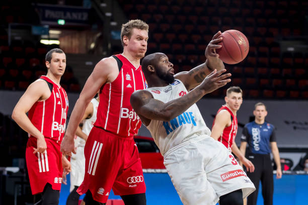 马尔蒂尼首 马尔蒂尼首