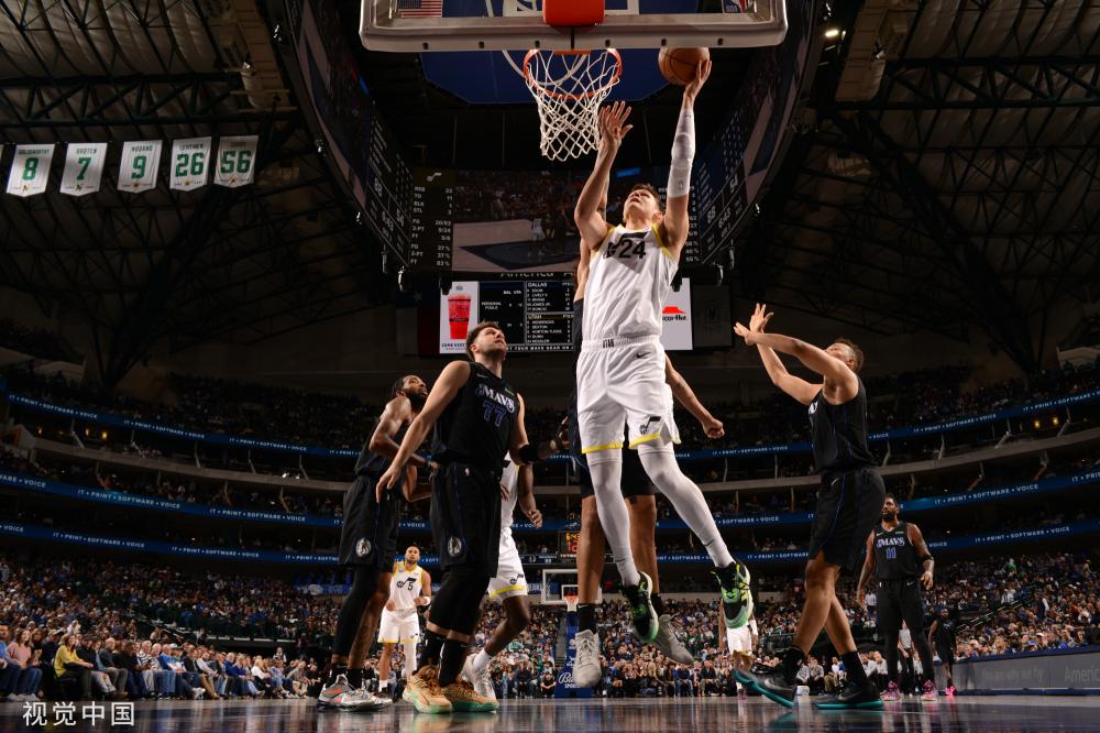 不容小觑的 不容小觑的